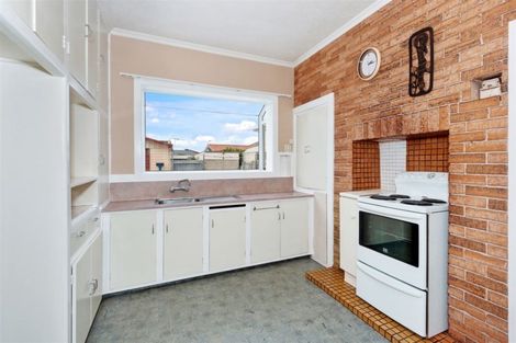 Photo of property in 338 Selwyn Street, Addington, Christchurch, 8024