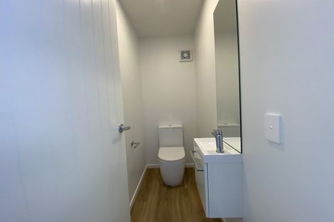Photo of property in 10 Wheatsheaf Lane, Heathcote Valley, Christchurch, 8022