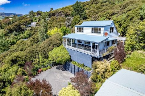 Photo of property in 33 Kingfisher Road, Takamatua, 7581