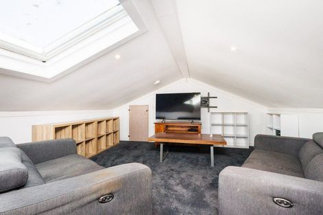 Photo of property in 116 Heretaunga Street, Palmerston North, 4414