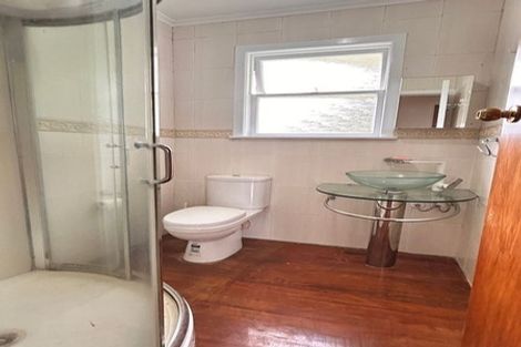 Photo of property in 21 Shanaway Rise, Hillcrest, Auckland, 0627