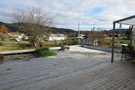 Photo of property in 3 Herald Street, Reefton, 7830