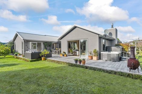 Photo of property in 9 Wrybill Way, Point Wells, Warkworth, 0986