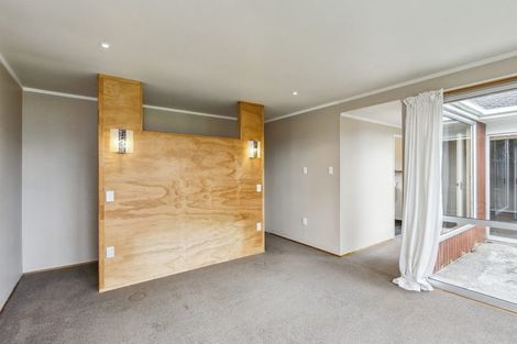 Photo of property in 37 Kapanui Road, Waikanae, 5036