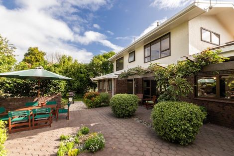 Photo of property in 15 Corwen Place, Mayfair, Hastings, 4122