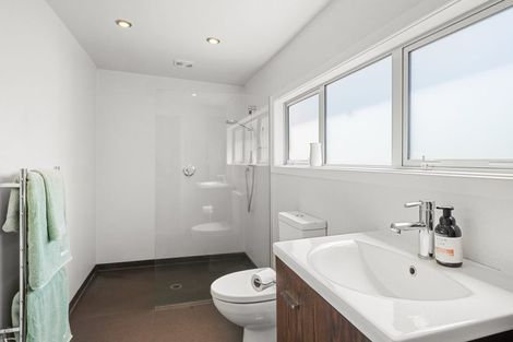 Photo of property in 25 Atkinson Road, Hurworth, New Plymouth, 4371