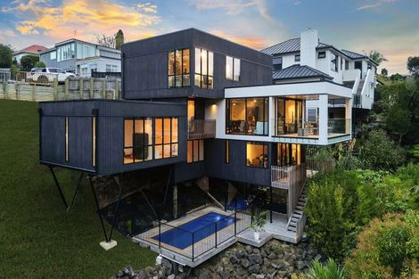 Photo of property in 61a Evelyn Road, Cockle Bay, Auckland, 2014