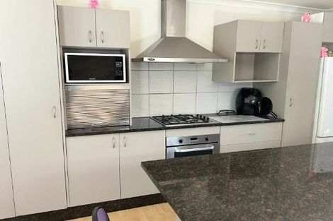 Photo of property in 12a Old Wairoa Road, Papakura, 2110