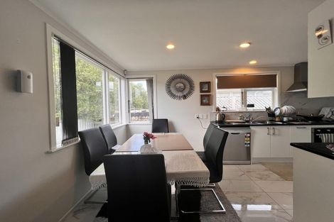 Photo of property in 19 Mcentee Street, Papakura, 2110