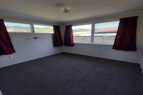 Photo of property in 25a Karamu Crescent, Wainuiomata, Lower Hutt, 5014