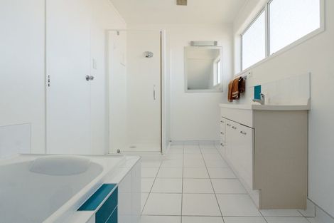 Photo of property in 2a Leander Street, Mount Maunganui, 3116