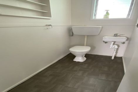 Photo of property in 74 Bader Drive, Mangere, Auckland, 2022