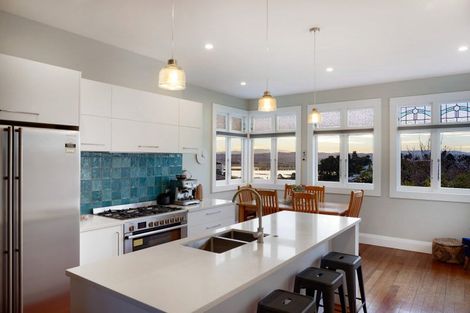 Photo of property in 42 Simla Terrace, Hospital Hill, Napier, 4110