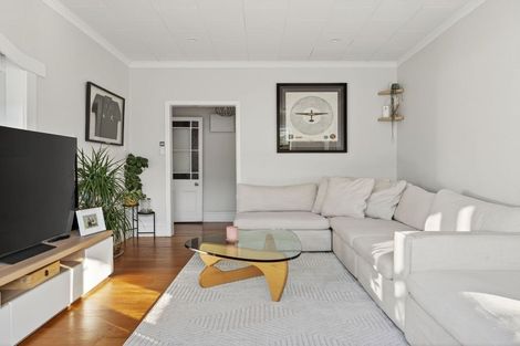 Photo of property in 87 Ormond Road, Whataupoko, Gisborne, 4010