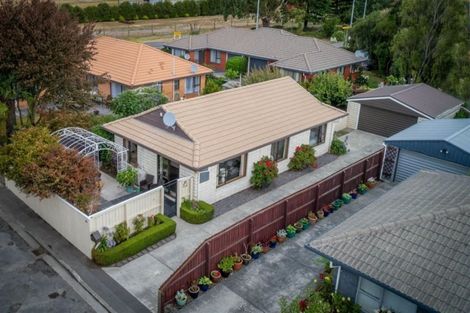 Photo of property in 64 Steadman Road, Broomfield, Christchurch, 8042