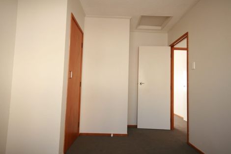 Photo of property in 64a Clayburn Road, Glen Eden, Auckland, 0602