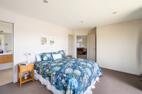 Photo of property in 52 Kelliher Drive, Wanaka, 9305