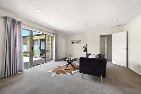 Photo of property in 22 Hector Drive, Rototuna North, Hamilton, 3210
