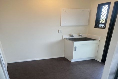 Photo of property in 11 Akehurst Avenue, New Lynn, Auckland, 0600