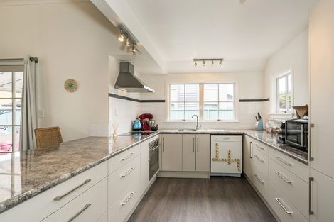 Photo of property in 108 Innes Road, St Albans, Christchurch, 8052