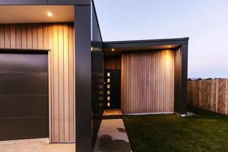 Photo of property in 30 Burbank Road, Wanaka, 9382