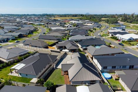 Photo of property in 53 Kahuparere Crescent, Pyes Pa, Tauranga, 3112