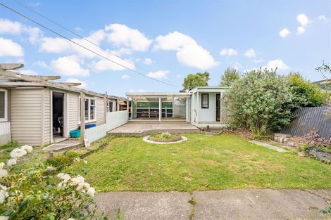 Photo of property in 4 Mckay Street, Wainuiomata, Lower Hutt, 5014