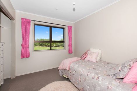 Photo of property in 413a Baylys Coast Road, Dargaville, 0377