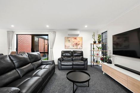Photo of property in 15 Timatanga Road, Temple View, Hamilton, 3218