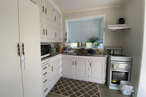 Photo of property in 15a Collie Street, Hillpark, Auckland, 2102