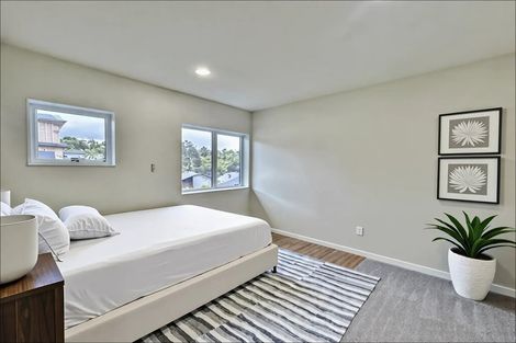 Photo of property in 28 Mantra Road, Massey, Auckland, 0614