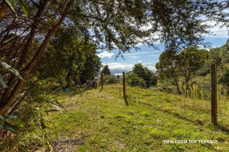 Photo of property in 16 Angle Street, Picton, 7220