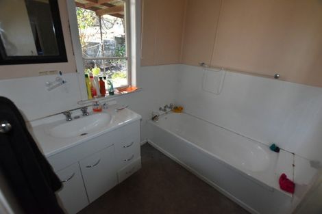 Photo of property in 10 Golf Road, Taumarunui, 3920