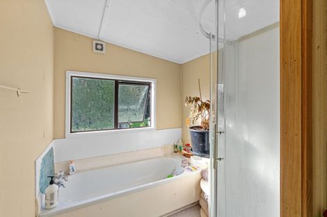 Photo of property in 9 Hennessy Street West, Foxton Beach, Foxton, 4815