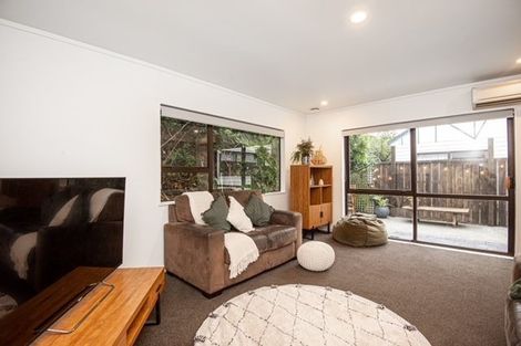 Photo of property in 4/53 Dominion Park Street, Johnsonville, Wellington, 6037