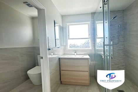 Photo of property in 25 Flat Bush Road, Otara, Auckland, 2023