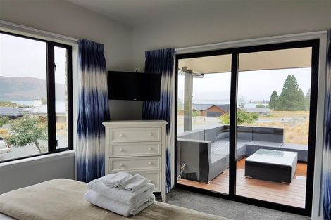 Photo of property in 1 Pollock Place, Lake Tekapo, 7999