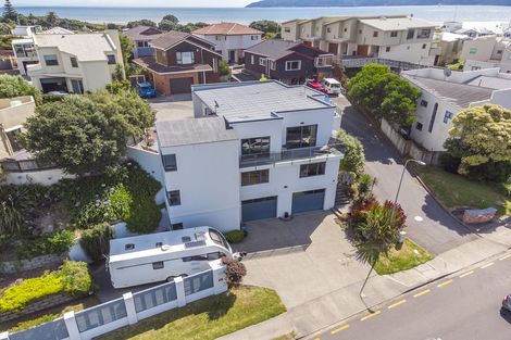 Photo of property in 379 Kapiti Road, Paraparaumu Beach, Paraparaumu, 5032
