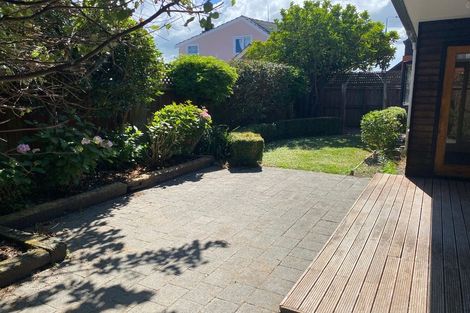 Photo of property in 9 Clyde Road, Upper Riccarton, Christchurch, 8041