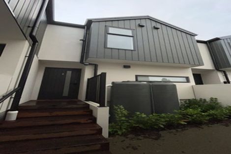 Photo of property in 2/48 Glen Road, Stokes Valley, Lower Hutt, 5019