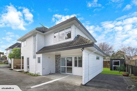 Photo of property in 2/7 Camden Place, Papatoetoe, Auckland, 2025