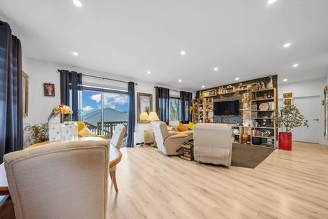 Photo of property in 4 Peter Bourne Drive, Pokeno, 2402