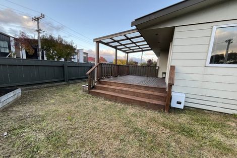Photo of property in 1/7 Bathurst Street, Silverstream, Upper Hutt, 5019