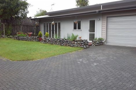 Photo of property in 18 Frederick Street, Two Mile Bay, Taupo, 3330
