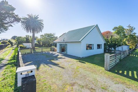 Photo of property in 20 Te Manuao Road, Otaki, 5512