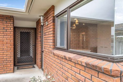 Photo of property in 1 Loader Place, Tawhero, Whanganui, 4501