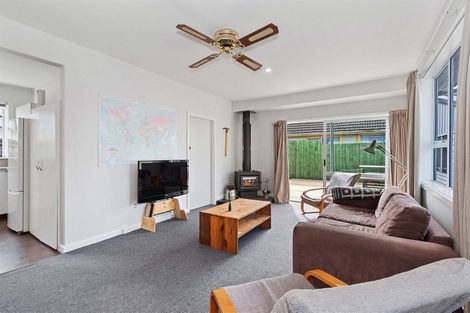 Photo of property in 108 Springs Road, Hornby, Christchurch, 8042