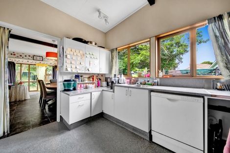 Photo of property in 3a Julian Place, Westown, New Plymouth, 4310