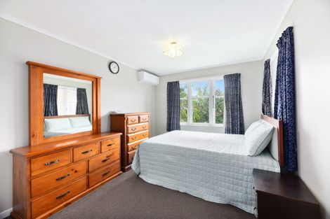 Photo of property in 7 Enderby Drive, Te Atatu Peninsula, Auckland, 0610