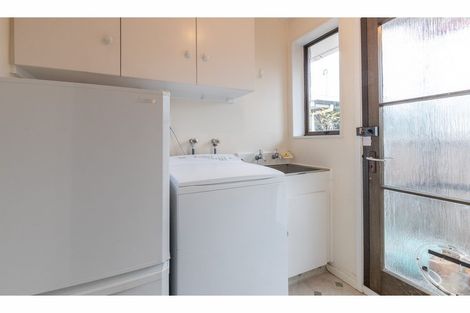 Photo of property in 2/40 Sarabande Avenue, Redwood, Christchurch, 8051